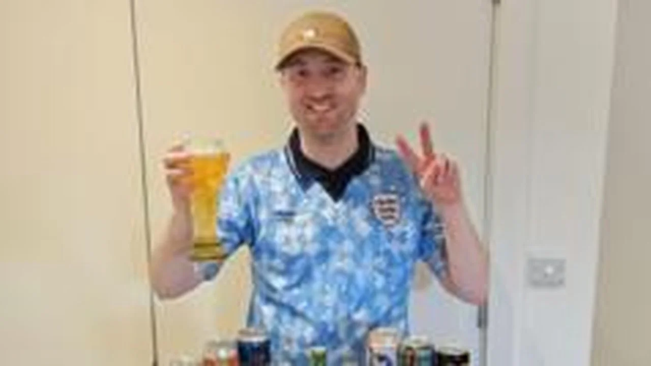一瓶一故事:英格兰球迷GusHully世界杯48国啤酒收集事实进展与时间